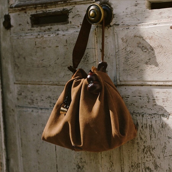 Small Gather Bag Set - Ochre Suede - Picture 3 of 13